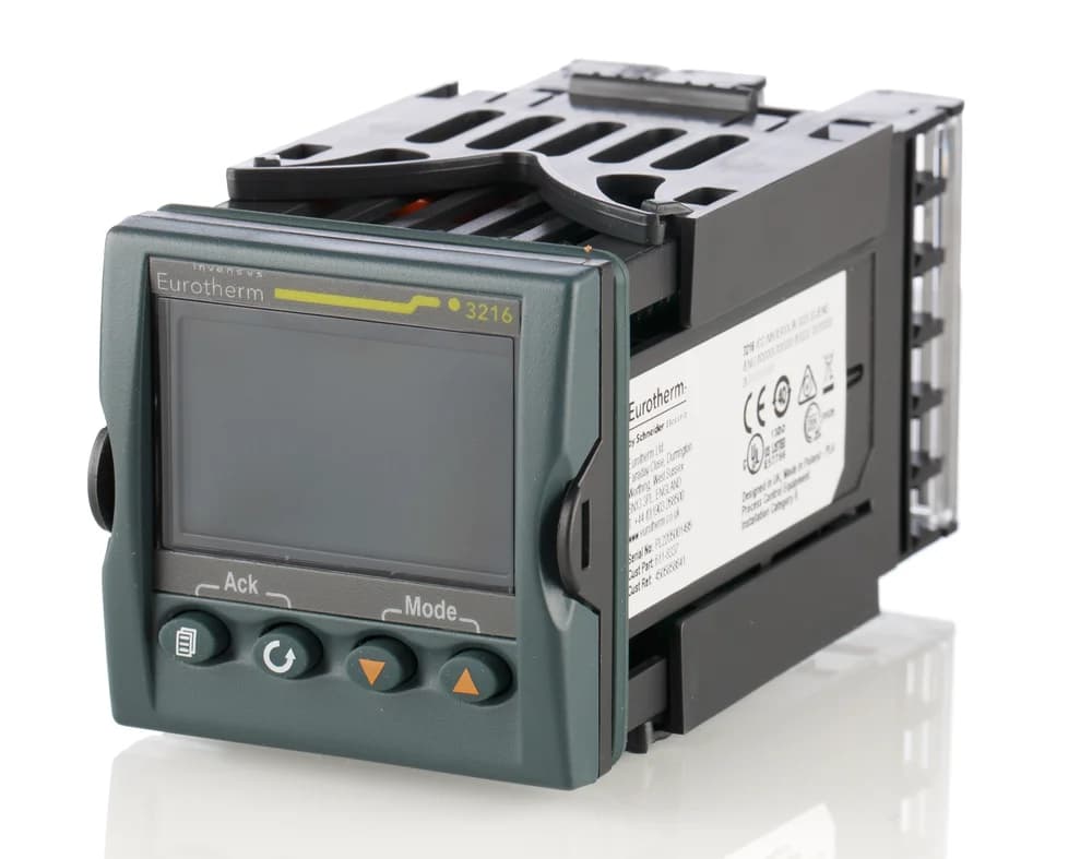 Eurotherm 3216/CC/VH/LRX وحدة تحكم في العمليات ودرجة الحرارة