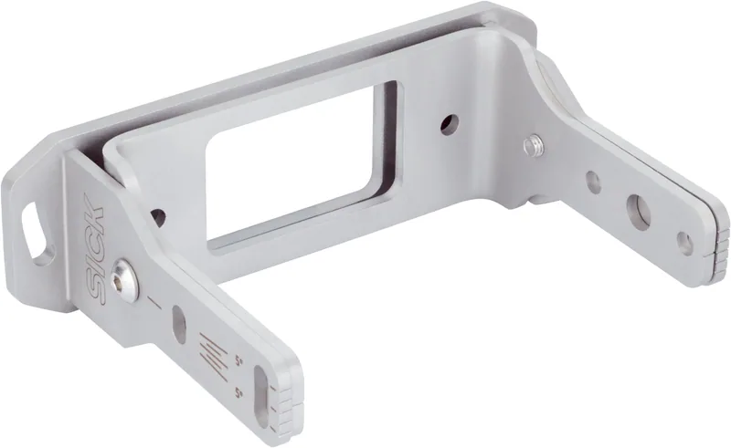 ملحق سيك Mounting bracket alignment — Mounting bracket alignment