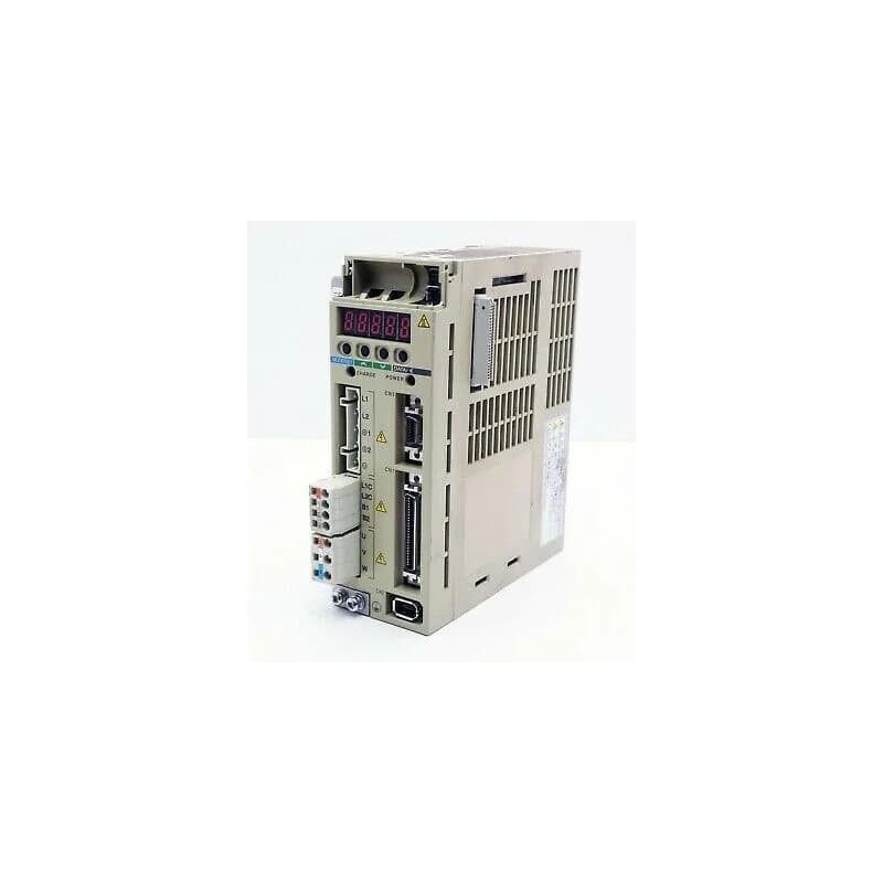 Yaskawa SGDH-04AE-N2-RY49 مضخم سيرفو Sigma SERVOPACK